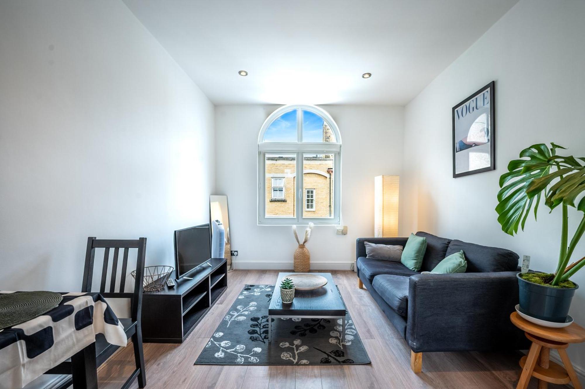 Appartamento One-Bed Flat, Kensington, Bank Payment To The Host Within 24H From The Reservation Londra Esterno foto